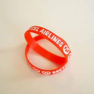 BRACELET MASCOTTE - rouge