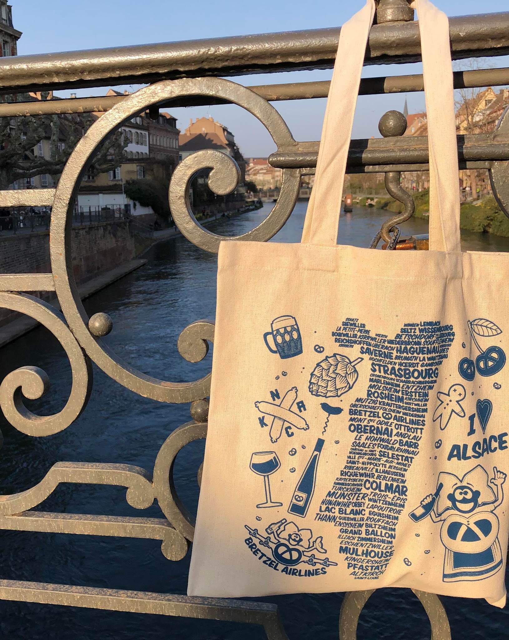 Les Totes Bags Bretzel Airlines